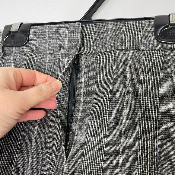 Judith & Charles classic wool plaid mini skirt - Picture 4 of 8